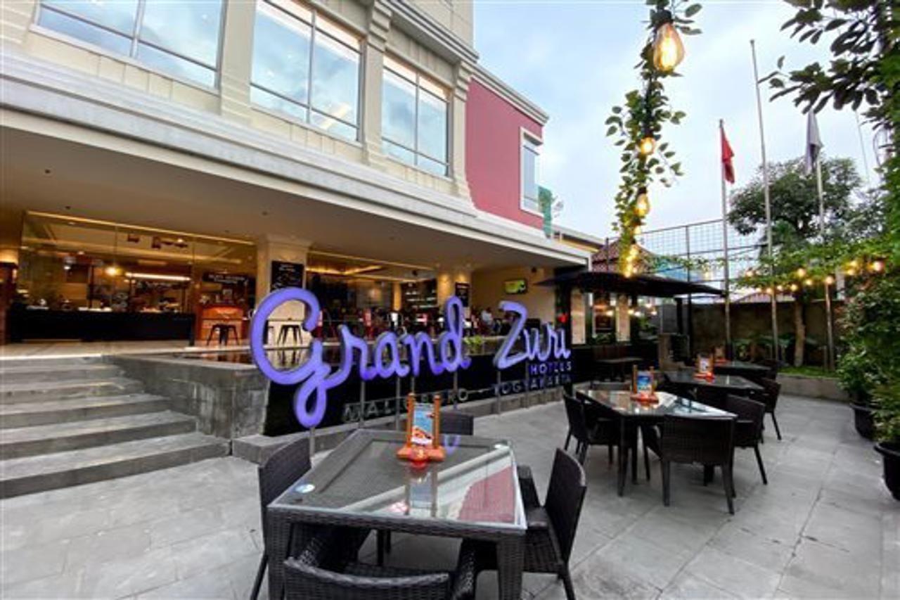 מלון יוגיאקרטה Grand Zuri Malioboro מראה חיצוני תמונה