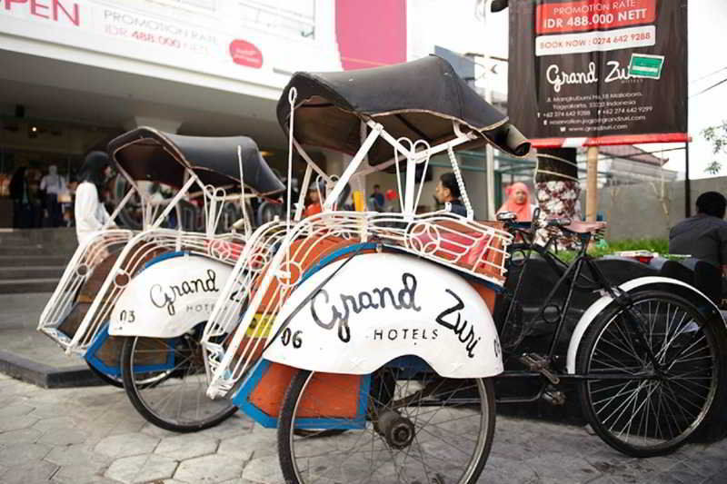 מלון יוגיאקרטה Grand Zuri Malioboro מראה חיצוני תמונה